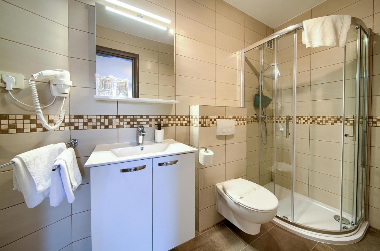 Apartmani Dal Малинска Екстериор снимка