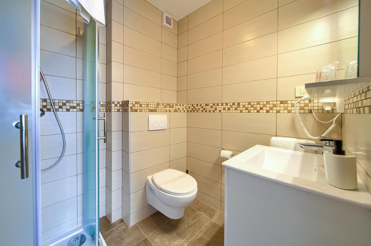 Apartmani Dal Малинска Екстериор снимка